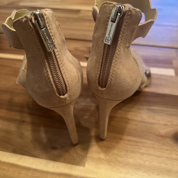 Jessica Simpson tan strappy chandri heels - size 8 - Picture 2 of 10